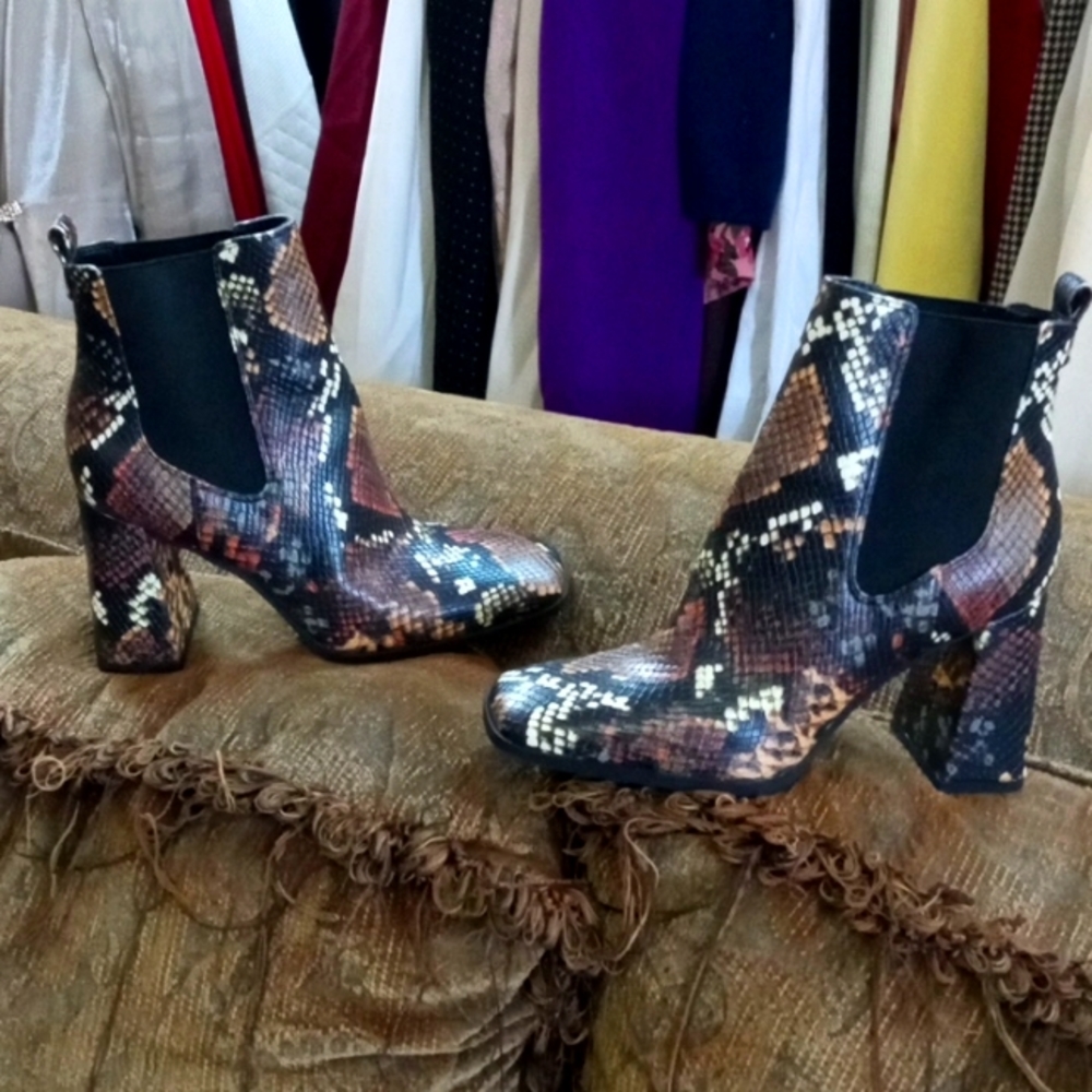 Sam Edelman Cirus Rattle Snake Skin Booties